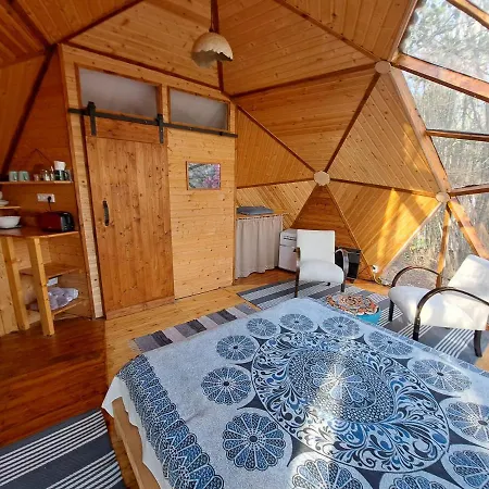 Lelek Lak Dome Lodge Debrecen
