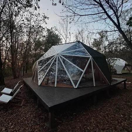 Lelek Lak Dome Lodge