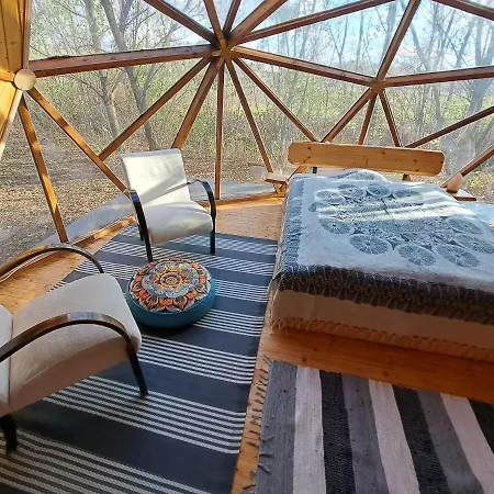 Lelek Lak Dome